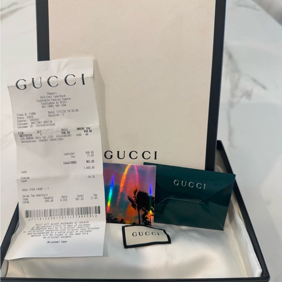 Gucci Black Quilted Crossbody Bag with Gold Chain - Picture 8 of 8